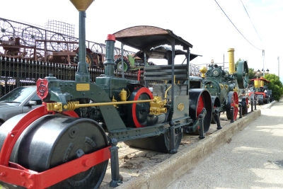 Cascante old steam rollers