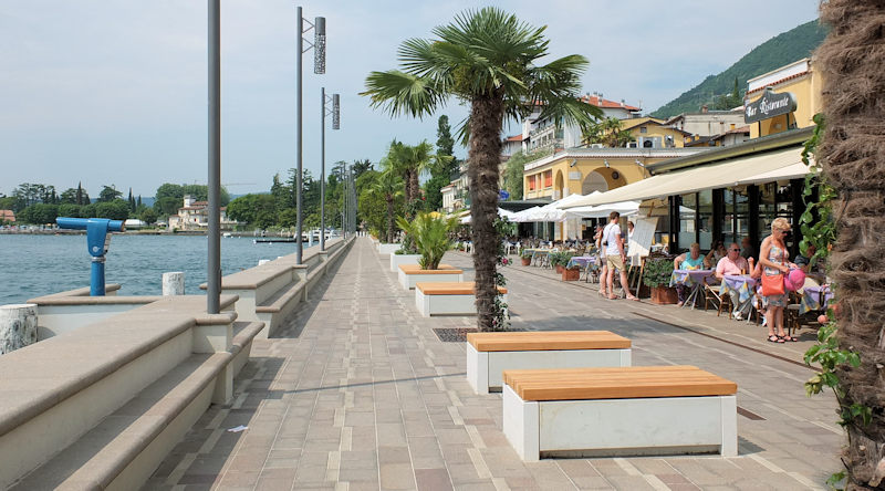 Gardone Riviera promenade