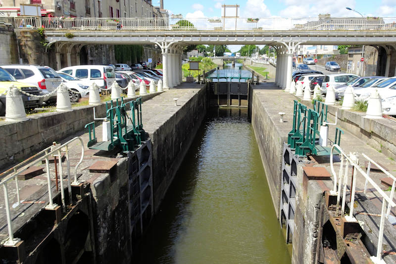 Redon  canal locks