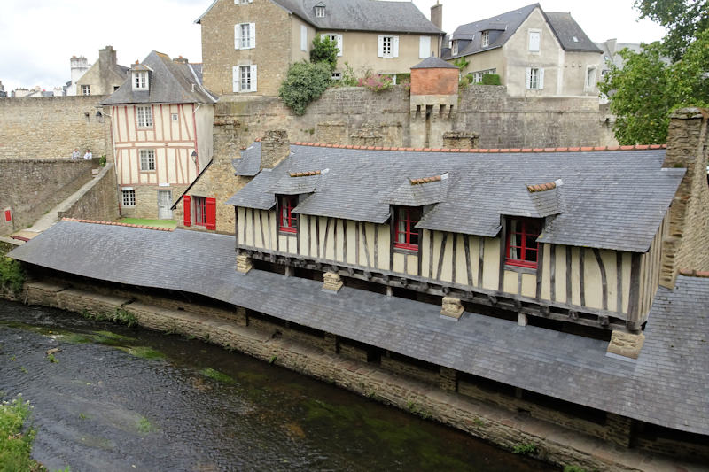 Vannes wash houses by river