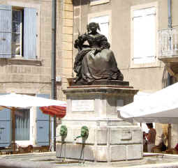 Mme de Svign statue at Grignan